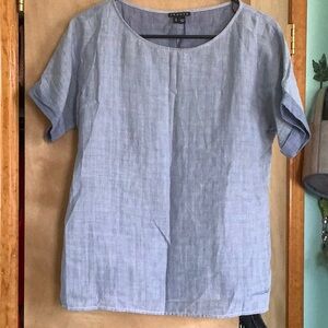 NWOT Theory Short Sleeve Top